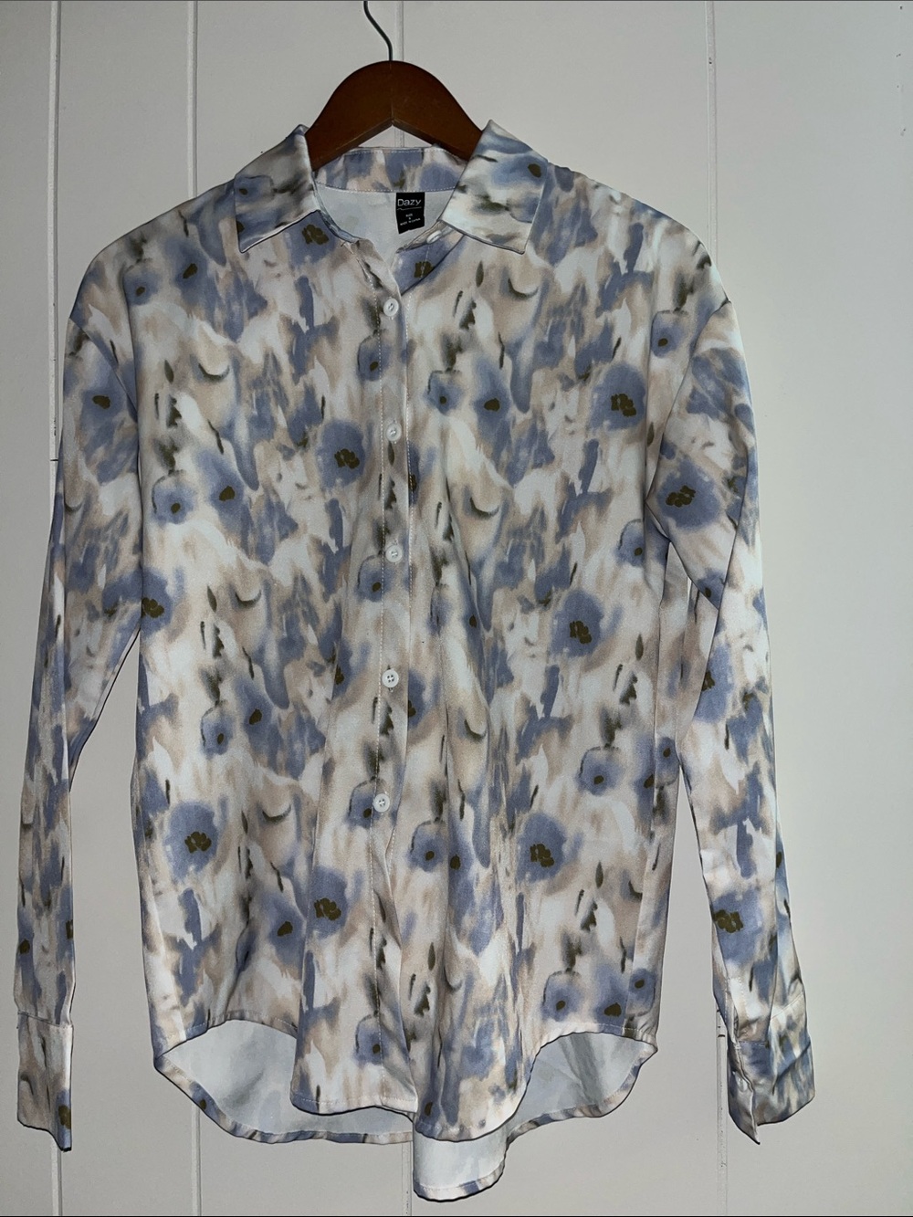 Oasis Blue & Cream Watercolor Floral Button-Up Blouse